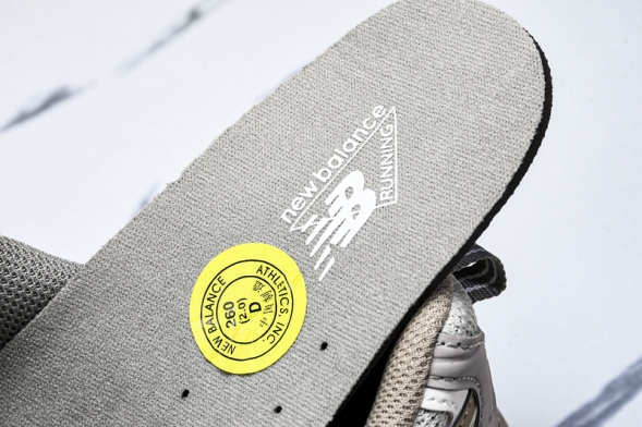 New Balance 530 MR530KOB 