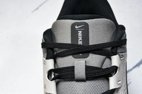 Nike Quest 6 IB4002-014 