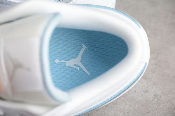 Nike Air Jordan 1 low FB1874-101 