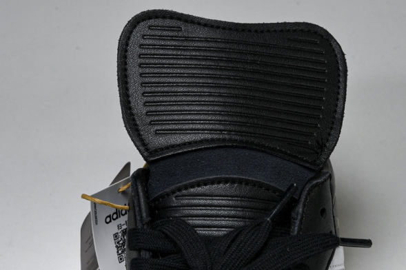 Adidas Samba “Black White” IG2010 