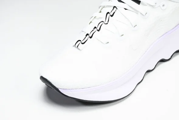 Nike Motiva DV1238-101 