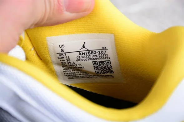 Nike Air Jordan 11 low SE Yellow Snakeskin AH7860-107 
