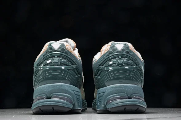 New Balance 1906 U1906WFB 