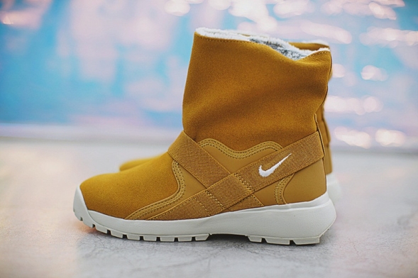 NIKE WMNS GOLKANA BOOT 862513-206 