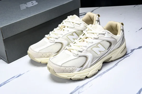 New Balance 530 MR530AA  