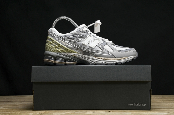 New Balance 1906 M1906NB 