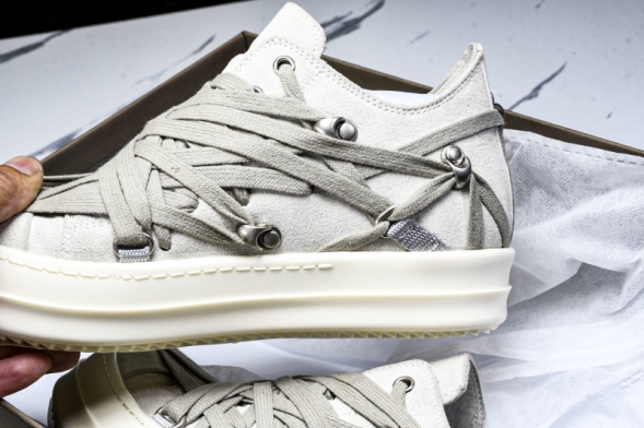 Rick Owens Megalaced Low Sneaks RU01E5886 LVSW1 