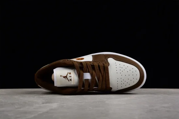Nike Air Jordan 1 low Mocha Toe DV0426-301 
