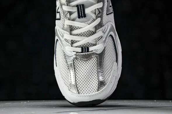 New Balance 530 MR530SG 