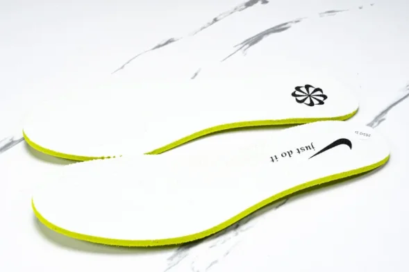 Nike Quest 6 FD6033-100 
