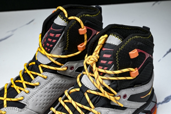 Hoka Tor Ultra Hi Gore-Tex 1129958 BCPPP 