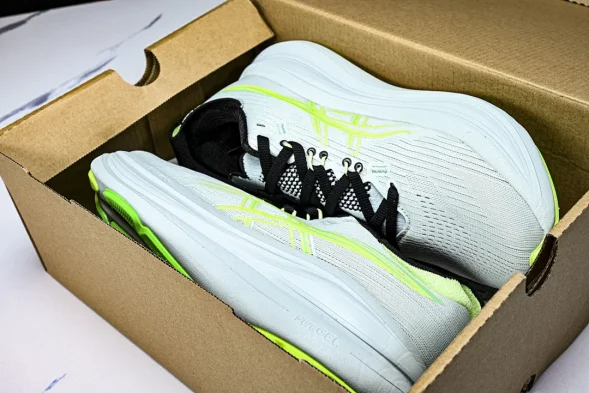 Asics Gel Nimbus 28 1011C127-200  