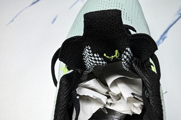 Asics Gel Nimbus 28 1011C127-200  