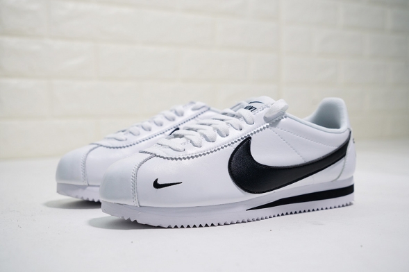 Nike Classic Cortez Premium Mini Swoosh 807480-008 