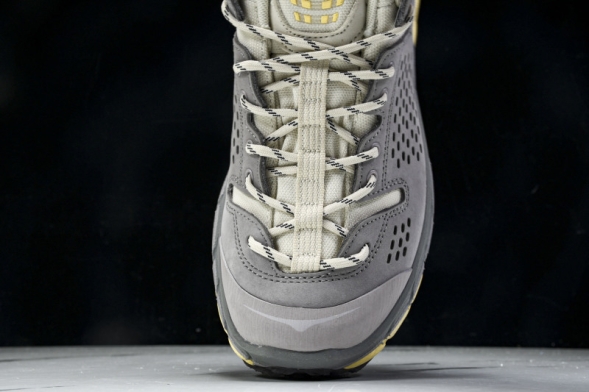 Hoka Tor Ultra Low 1130310 OKP 