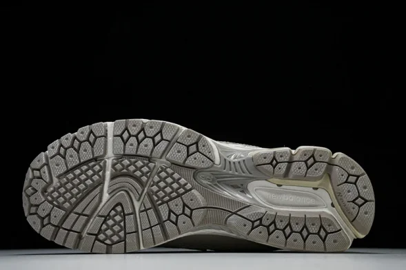 New Balance 1906 M1906RGR 