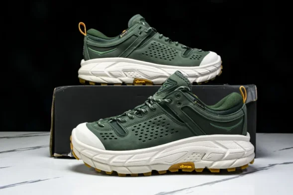 Hoka Tor Ultra Low 1130310 MVW 