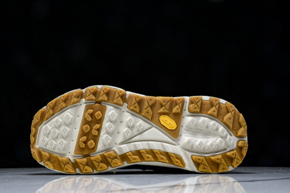 Hoka Tor Ultra Low 1130310 MVW 