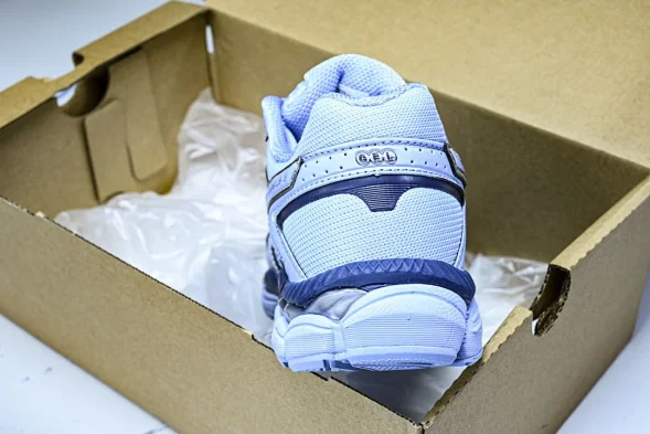 Asics Gel-Cumulus 16 TG 1203A733-400 