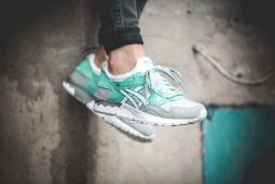 ASICS GEL LYTE V “Light Grey-White” H6S5L-1301