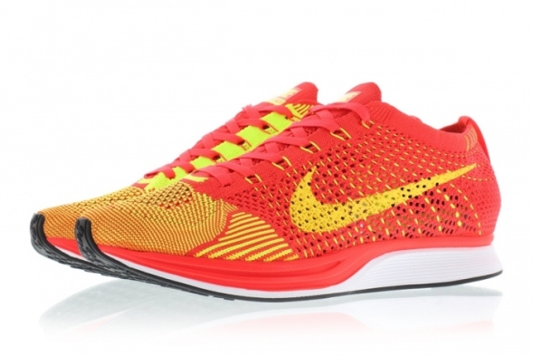 Nike Flyknit Racer   