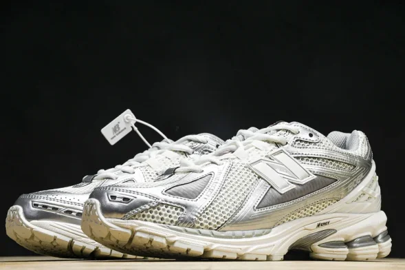 New Balance 1906 M1906RCB 