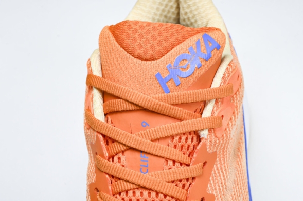 Hoka Clifton 9 1127895 VOIM 