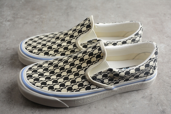 Vans x Brain dead Slip-On VN0A45JKBA2 
