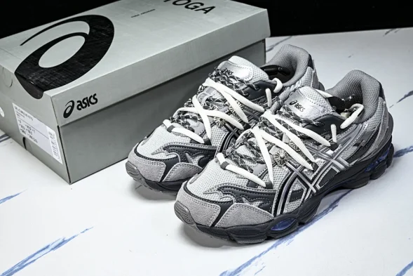 Asics Gel-Cumulus 16 TG 1203A838-020 