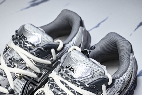 Asics Gel-Cumulus 16 TG 1203A838-020 