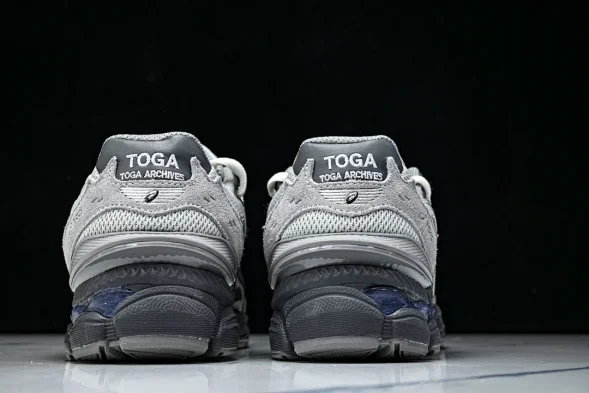 Asics Gel-Cumulus 16 TG 1203A838-020 
