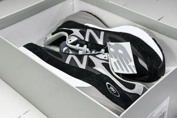 New Balance NB990 M990BK6  