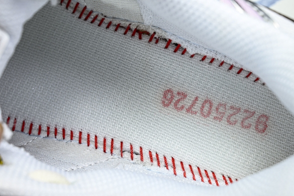 Asics Gel-Cumulus 16 TG 1203B115-100 