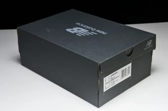 New Balance 9060 U9060ESC 