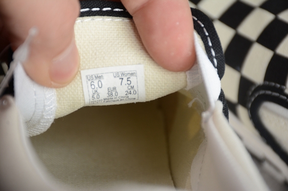 Vans OG Vault Slip-On VN000UDFF8L 