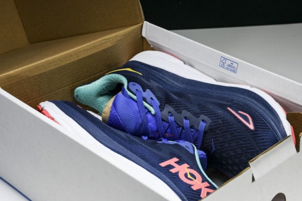 Hoka Clifton 9 1127895 BBCRM 