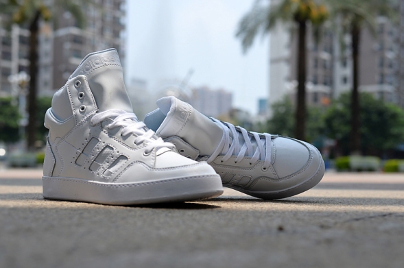 Adidas High Top Skateboarding Shoes 