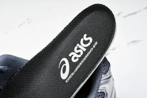 Asics Gel-Kayano 14 1203A537-020 