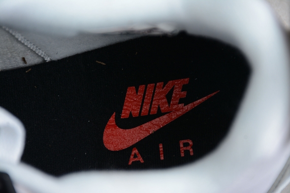  Nike Air Jordan 4 White Cement 840606-192 