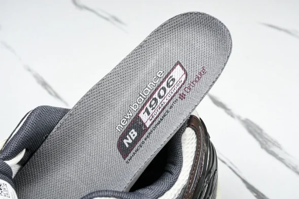 New Balance 1906 M1906AR 