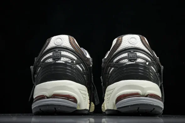 New Balance 1906 M1906AR 
