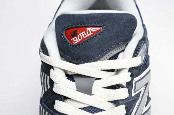 New Balance 9060 U9060ECB 