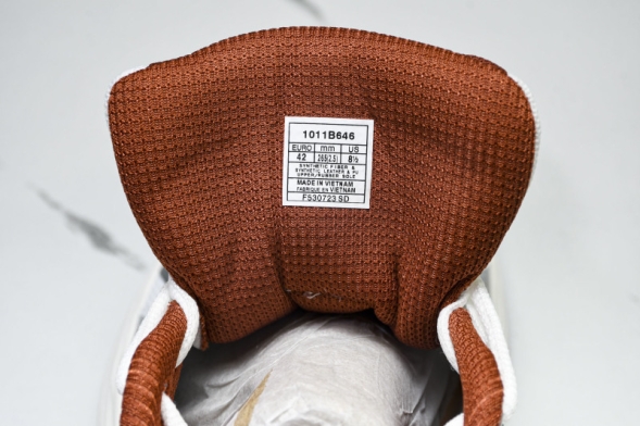 Asics Gel-Flux 4 CN 1011B646-100 