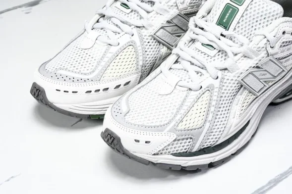 New Balance 1906 M1906RGP 