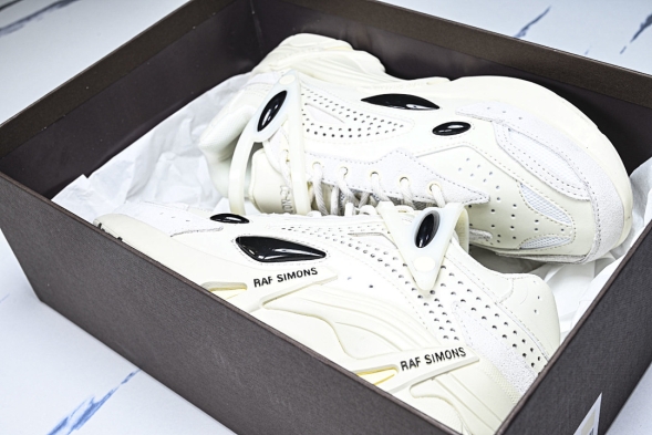 Raf Simons Cylon-21 HR740007S 