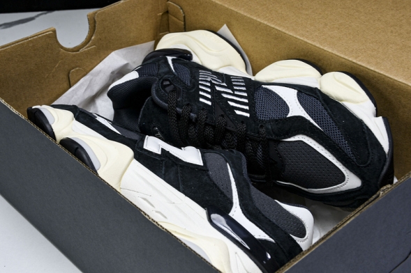 New Balance 9060 U9060AAA 