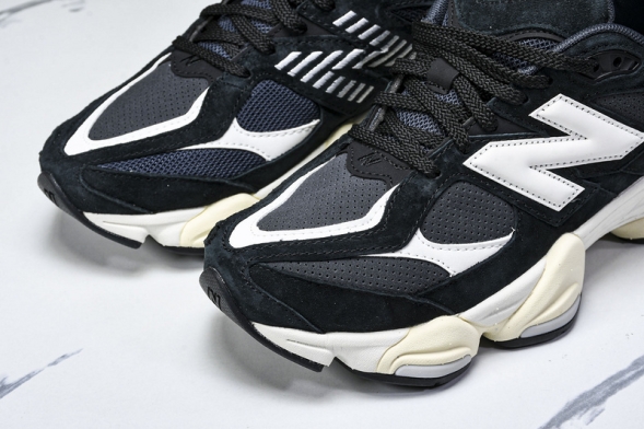 New Balance 9060 U9060AAA 