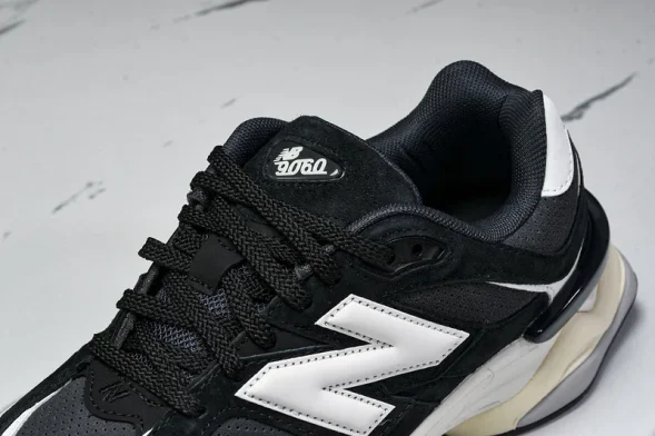 New Balance 9060 U9060AAA 
