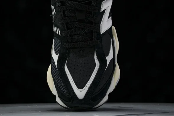 New Balance 9060 U9060AAA 