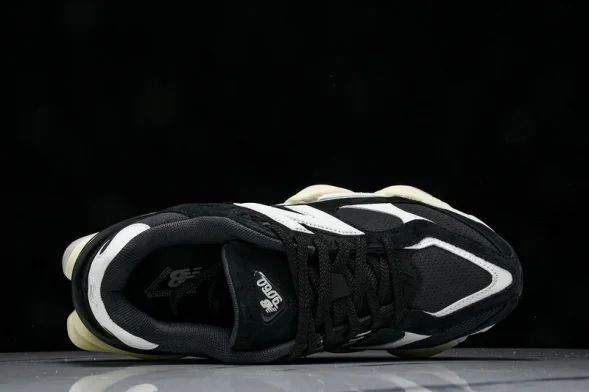 New Balance 9060 U9060AAA 